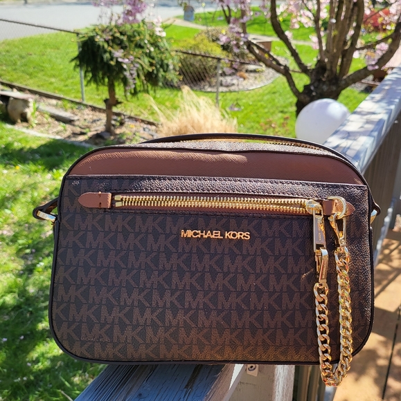 🆕MICHAEL💖KORS JET SET Crossbody Bag👜 - Picture 10 of 16